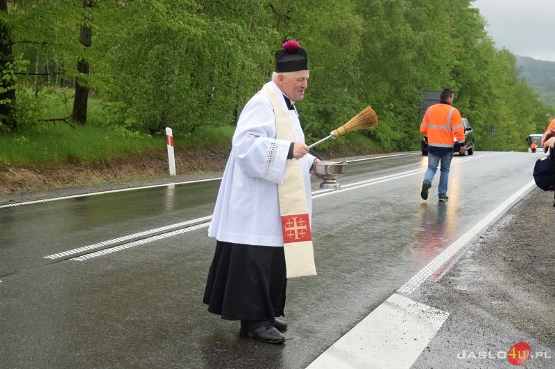 Uroczyste oddanie do użytku zmodernizowanego odcinka DW993 Wola Cieklińska – Pielgrzymka