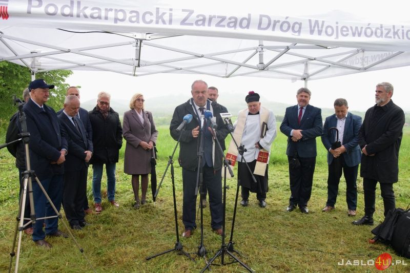Uroczyste oddanie do użytku zmodernizowanego odcinka DW993 Wola Cieklińska – Pielgrzymka