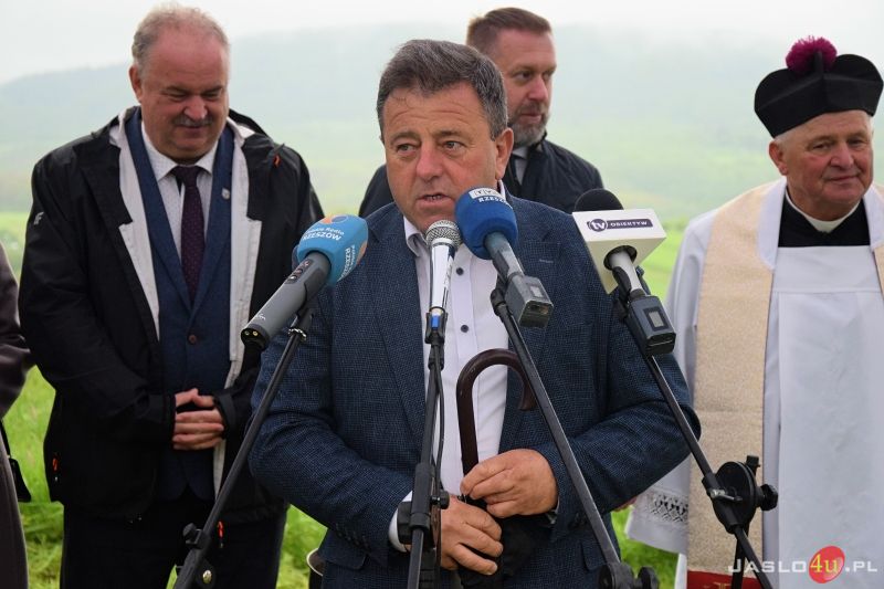 Uroczyste oddanie do użytku zmodernizowanego odcinka DW993 Wola Cieklińska – Pielgrzymka