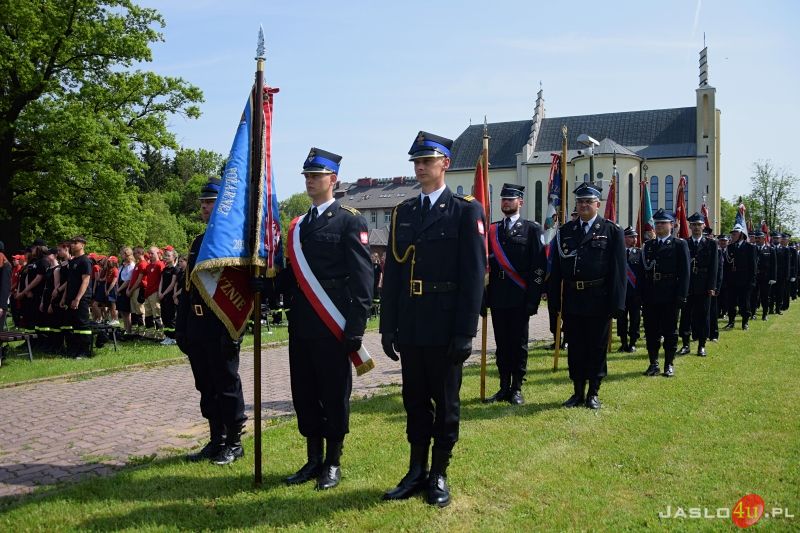 VI. Diecezjalna Pielgrzymka Strażaków do Sanktuarium Matki Bożej Saletyńskiej w Dębowcu