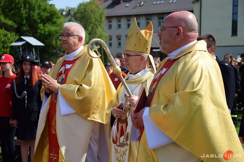 VI. Diecezjalna Pielgrzymka Strażaków do Sanktuarium Matki Bożej Saletyńskiej w Dębowcu