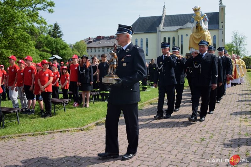 VI. Diecezjalna Pielgrzymka Strażaków do Sanktuarium Matki Bożej Saletyńskiej w Dębowcu