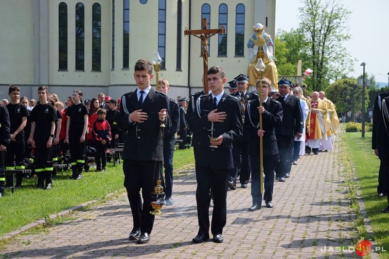 VI. Diecezjalna Pielgrzymka Strażaków do Sanktuarium Matki Bożej Saletyńskiej w Dębowcu