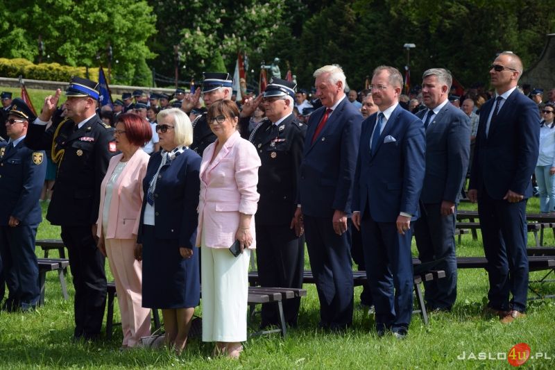 VI. Diecezjalna Pielgrzymka Strażaków do Sanktuarium Matki Bożej Saletyńskiej w Dębowcu