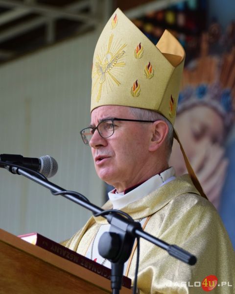 VI. Diecezjalna Pielgrzymka Strażaków do Sanktuarium Matki Bożej Saletyńskiej w Dębowcu