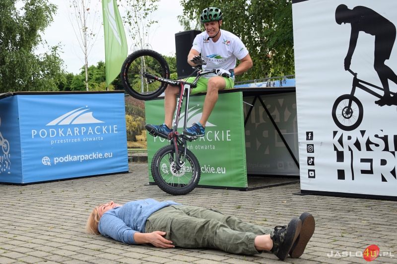 Pokaz rowerowy Krystiana Herby w Jaśle
