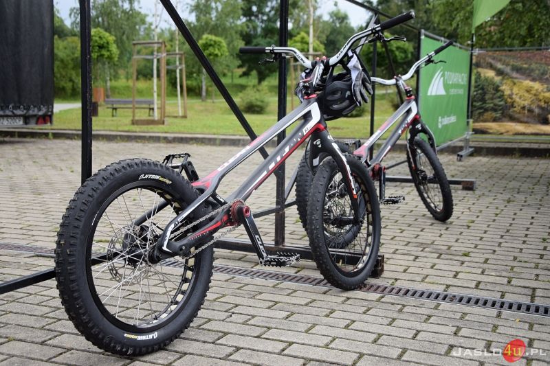 Pokaz rowerowy Krystiana Herby w Jaśle