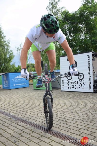 Pokaz rowerowy Krystiana Herby w Jaśle