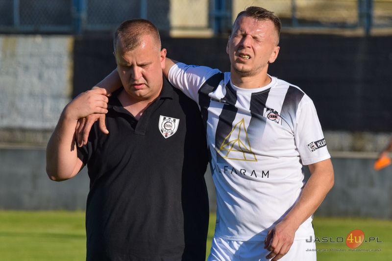 Mecz JKS Czarni 1910 Jasło - GKS Górnik Grabownica 1:0