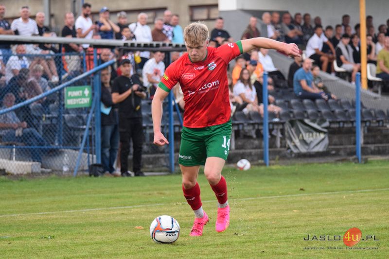 Mecz JKS Czarni 1910 Jasło - Partyzant Targowiska 3:2