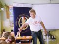 Spotkanie kolonistów z kolejarzem i strażnikami ochrony kolei