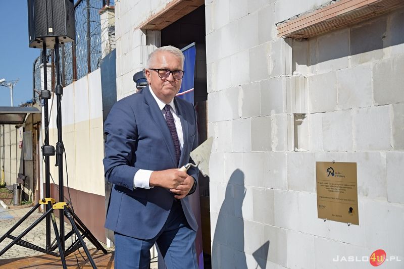 Przy Zakładzie Karnym w Jaśle powstaje nowy pawilon penitencjarny