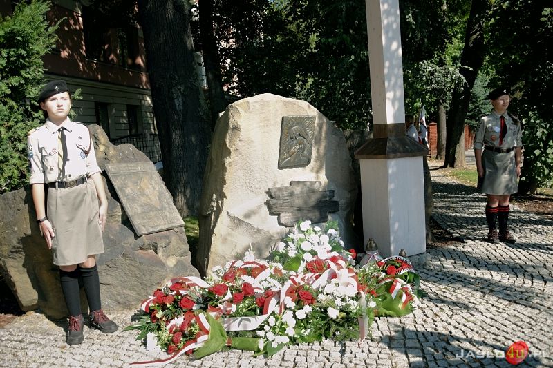 Światowy Dzień Sybiraka. Jasielskie obchody pod Pomnikiem Golgota Wschodu