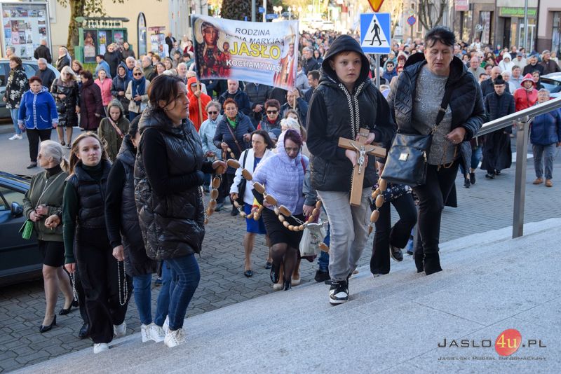 Krucjata Różańcowa na ulicach Jasła 2023