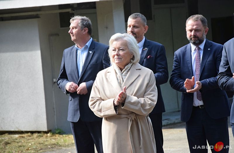 Minister Jacek Sasin odwiedził Zakład Produkcji Specjalnej w Gamracie