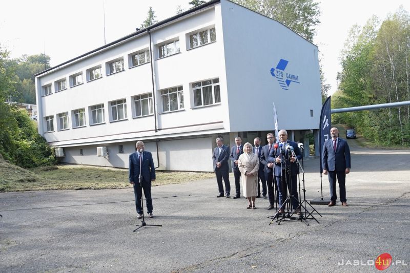Minister Jacek Sasin odwiedził Zakład Produkcji Specjalnej w Gamracie