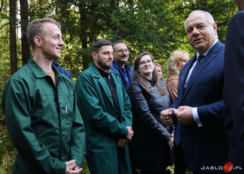 Minister Jacek Sasin odwiedził Zakład Produkcji Specjalnej w Gamracie