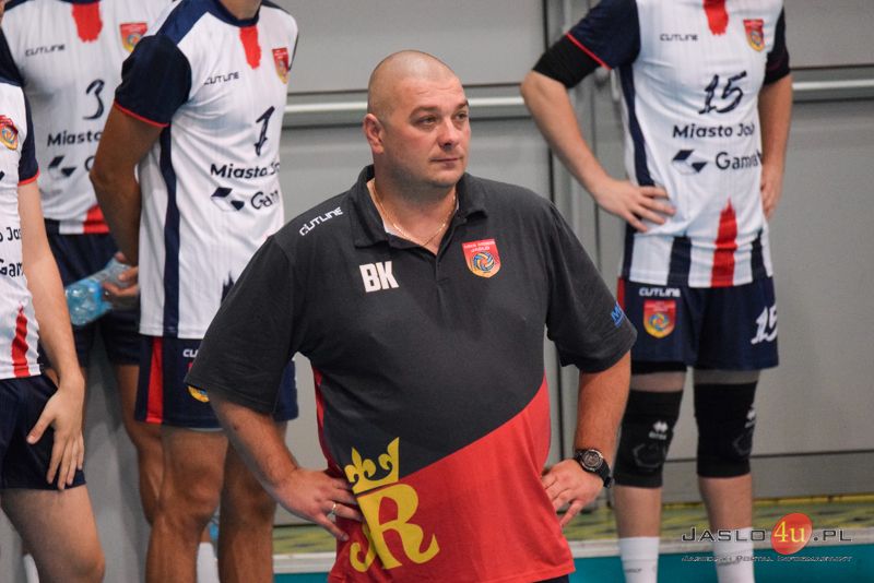 MKS "GAMRAT-MOSiR" Jasło - KS Karpaty Krosno (1:3)