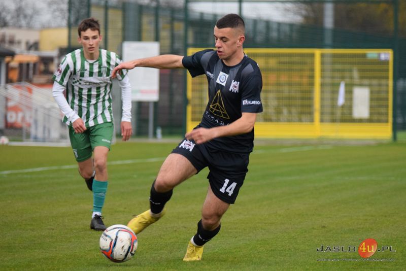 Mecz JKS Czarni 1910 Jasło - MKS SMS Bieszczady Ustrzyki Dolne 3:2