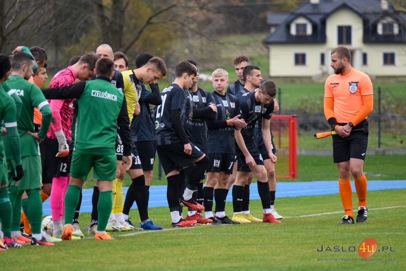 Mecz LKS Czeluśnica - JKS Czarni 1910 Jasło 1:2