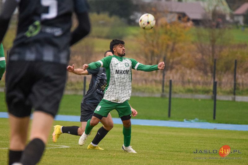 Mecz LKS Czeluśnica - JKS Czarni 1910 Jasło 1:2