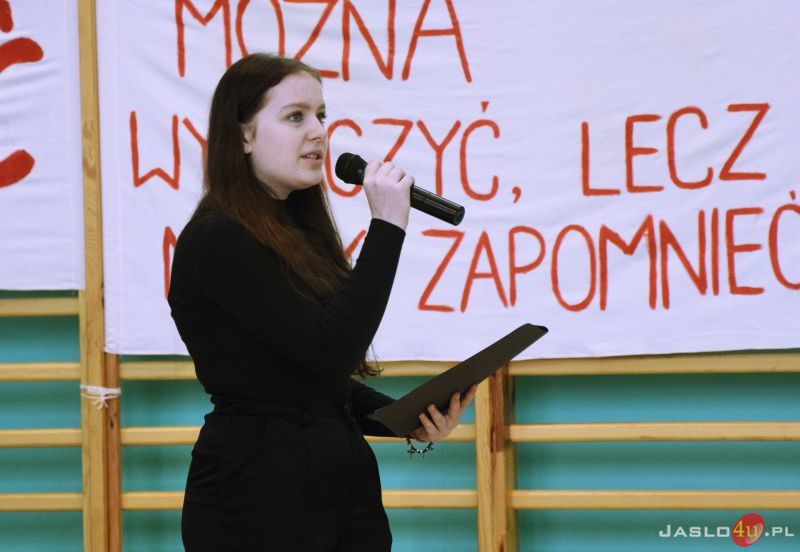 Dzień Pamięci Ofiar Stanu Wojennego w ZSB w Jaśle