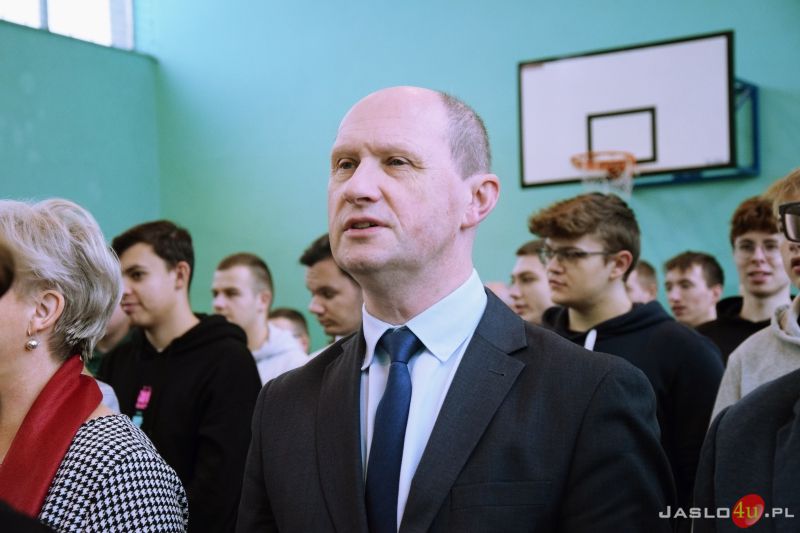 Dzień Pamięci Ofiar Stanu Wojennego w ZSB w Jaśle