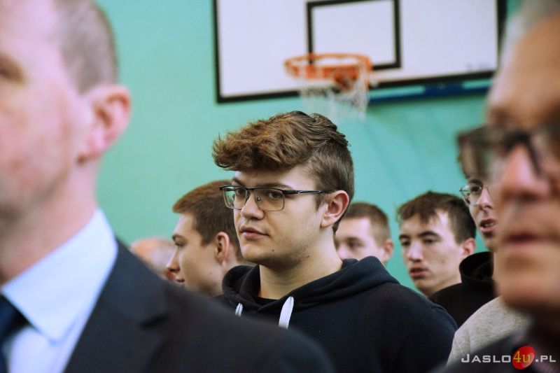 Dzień Pamięci Ofiar Stanu Wojennego w ZSB w Jaśle