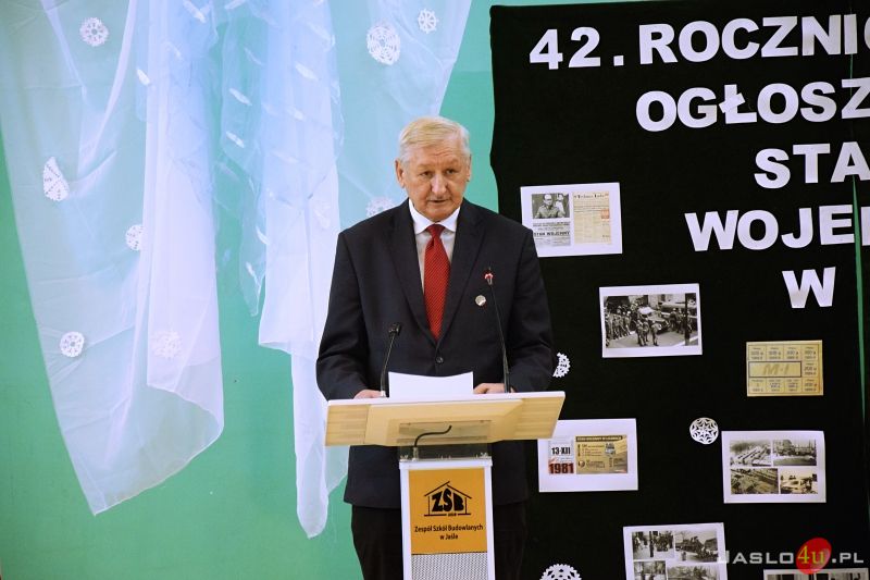 Dzień Pamięci Ofiar Stanu Wojennego w ZSB w Jaśle