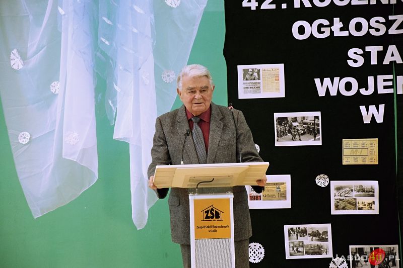 Dzień Pamięci Ofiar Stanu Wojennego w ZSB w Jaśle