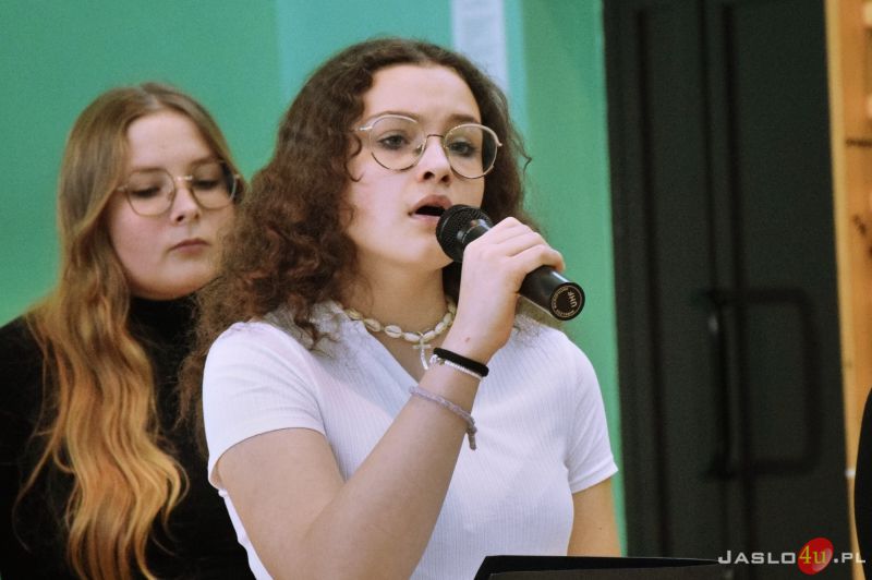 Dzień Pamięci Ofiar Stanu Wojennego w ZSB w Jaśle