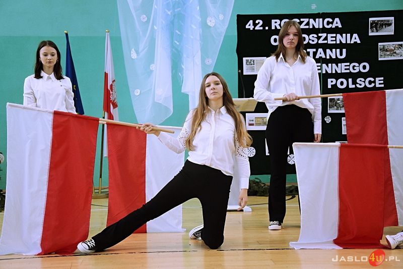 Dzień Pamięci Ofiar Stanu Wojennego w ZSB w Jaśle