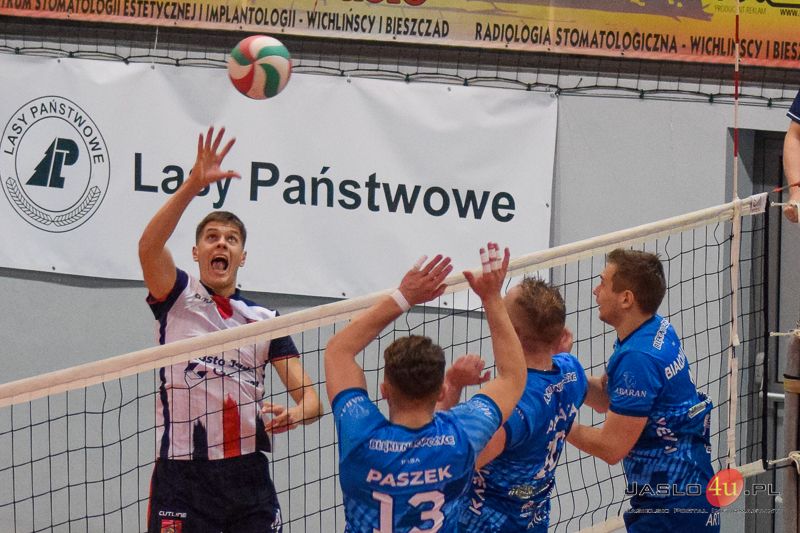 MKS "GAMRAT-MOSiR" Jasło - Błękitni Ropczyce (1:3)