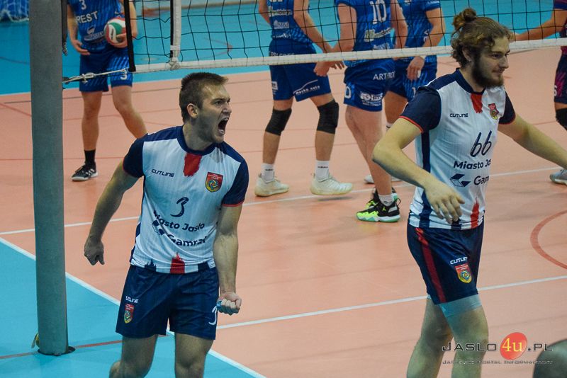 MKS "GAMRAT-MOSiR" Jasło - Błękitni Ropczyce (1:3)