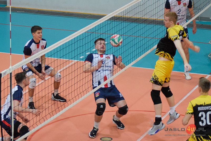 MKS "GAMRAT-MOSiR" Jasło - MSM Sparta Kraków (0:3)