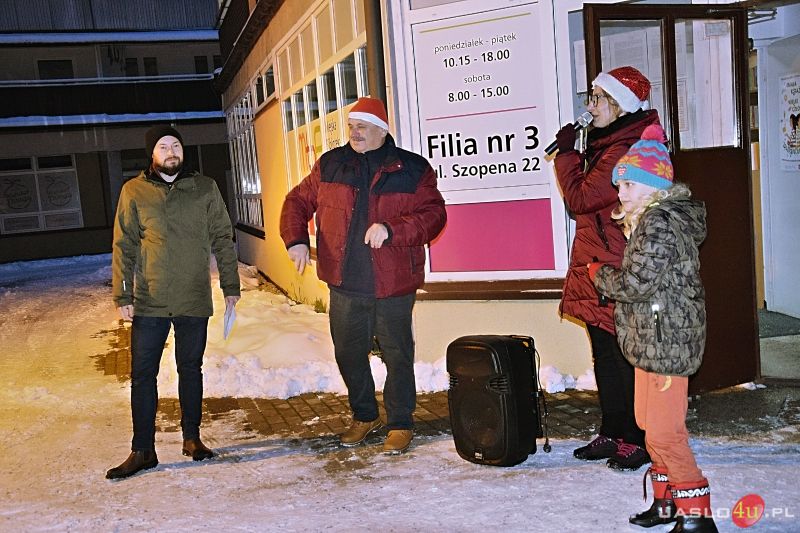 Święty Mikołaj odwiedził dzieci na osiedlu Krasińskiego-Szopena