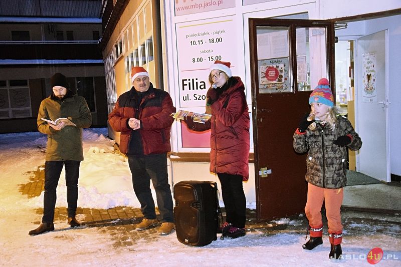 Święty Mikołaj odwiedził dzieci na osiedlu Krasińskiego-Szopena