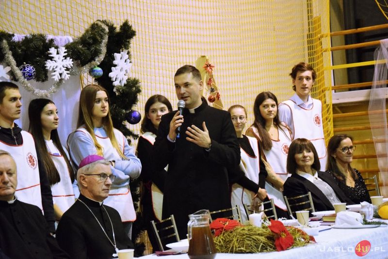 Wigilia dla potrzebujących