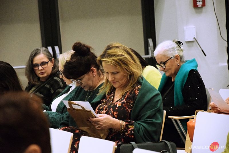 "Zrób sobie pauzę - poznaj menopauzę"