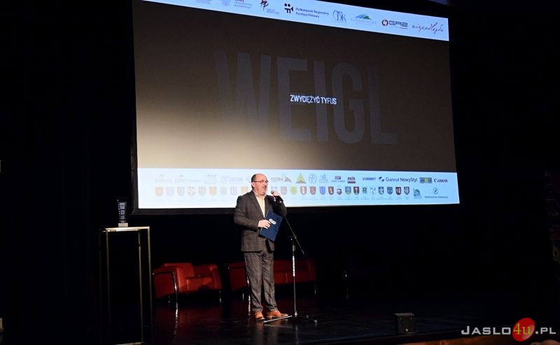"Zwyciężyć tyfus" - premiera filmu w JDK