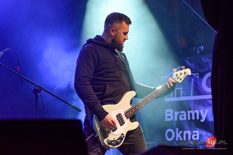 32. Finał Wielkiej Orkiestry Świątecznej Pomocy - Jasło 2024 - koncert zespołu Krusher i licytacje