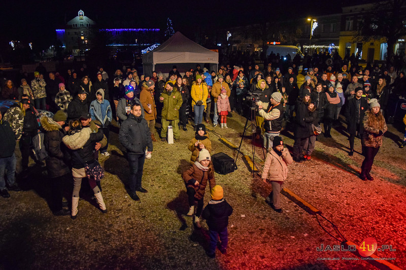 32. Finał Wielkiej Orkiestry Świątecznej Pomocy - Jasło 2024 - koncert zespołu Krusher i licytacje