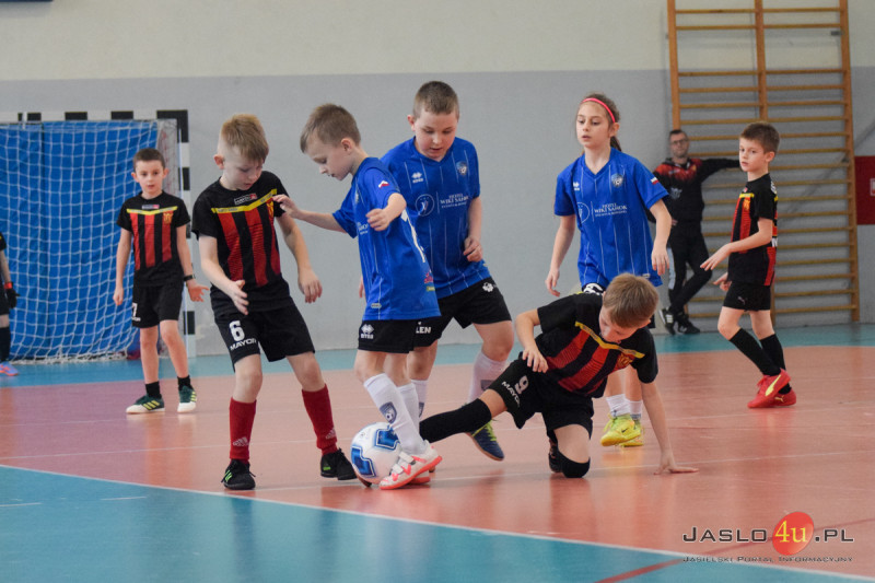 "Gramy dla Ksawerego" - Charytatywny Turniej Halowej Piłki Nożnej rocznika 2015