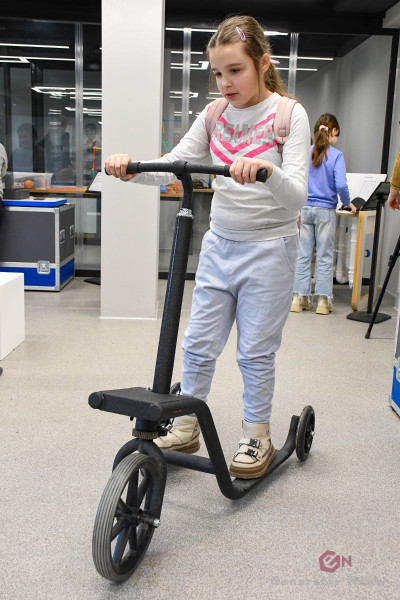 Otwarcie wystawy "Mobilne Laboratorium TPU" w Generatorze Nauki GEN w Jaśle