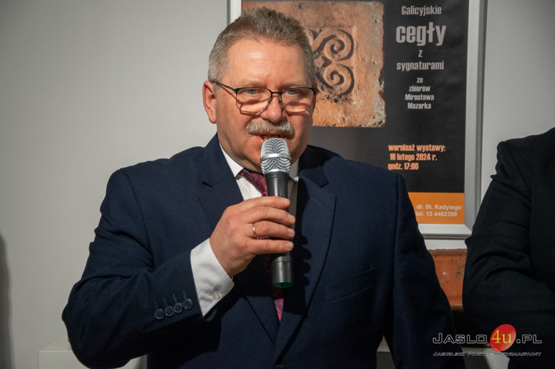 Wernisaż wystaw: "Zwykła - niezwykła" - galicyjskie cegły z sygnaturami i "140 lat kolei w Jaśle"