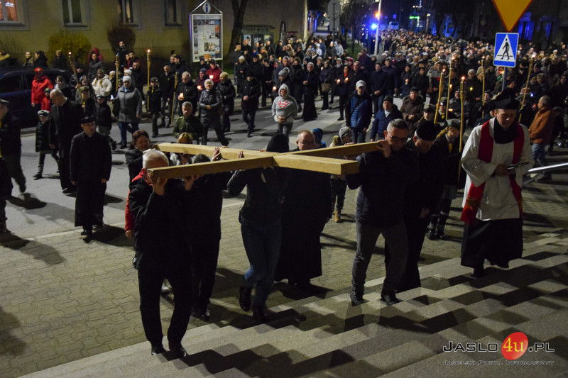 Droga Krzyżowa ulicami Jasła 2024