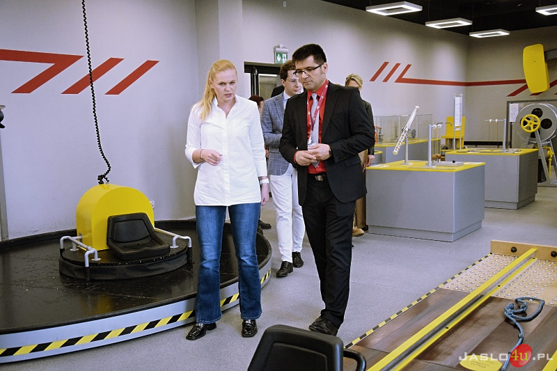 Minister edukacji Barbara Nowacka z wizytą w Gen-ie