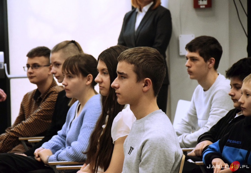 Minister edukacji Barbara Nowacka z wizytą w Gen-ie
