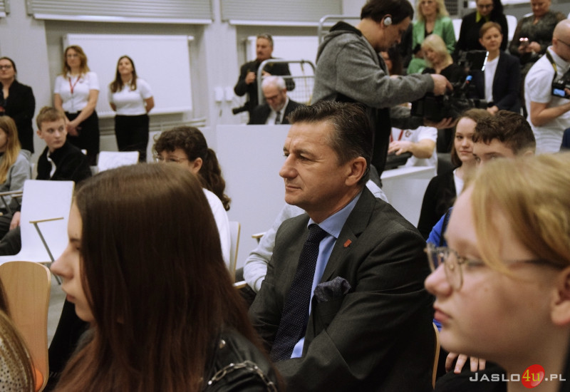 Minister edukacji Barbara Nowacka z wizytą w Gen-ie