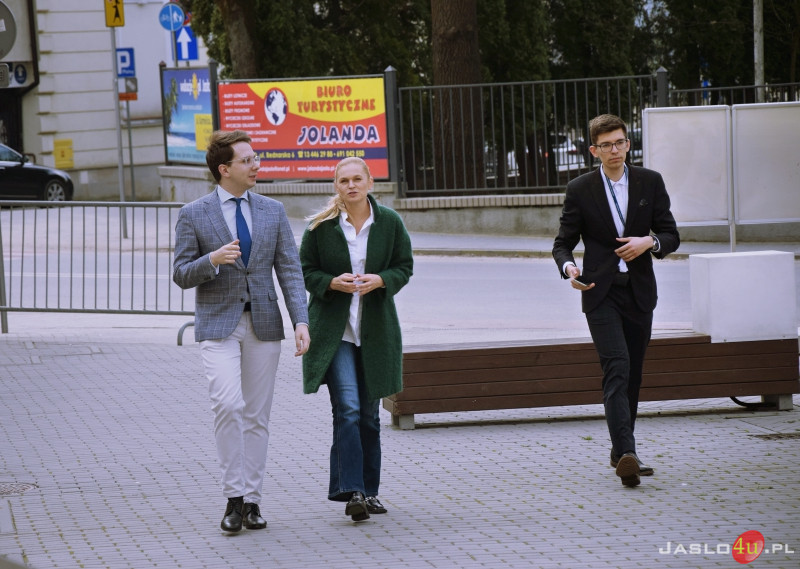 Minister edukacji Barbara Nowacka z wizytą w Gen-ie